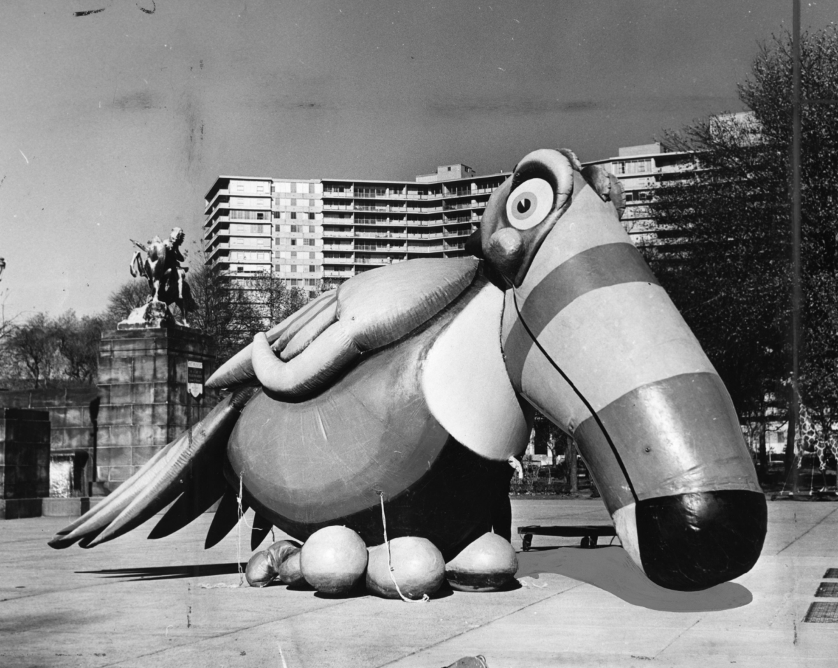 Large toocan balloon at Gimbel's parade